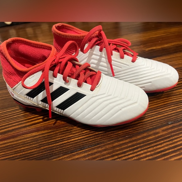Other - Girls cleats size 1